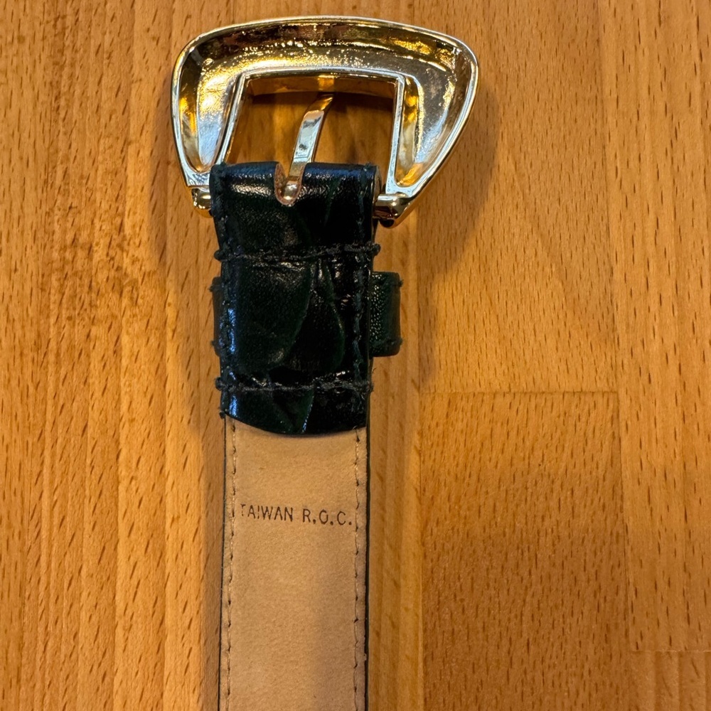 Vintage Anne Green - Green Leather Belt with Gold Buckle - Picture 2 of 6